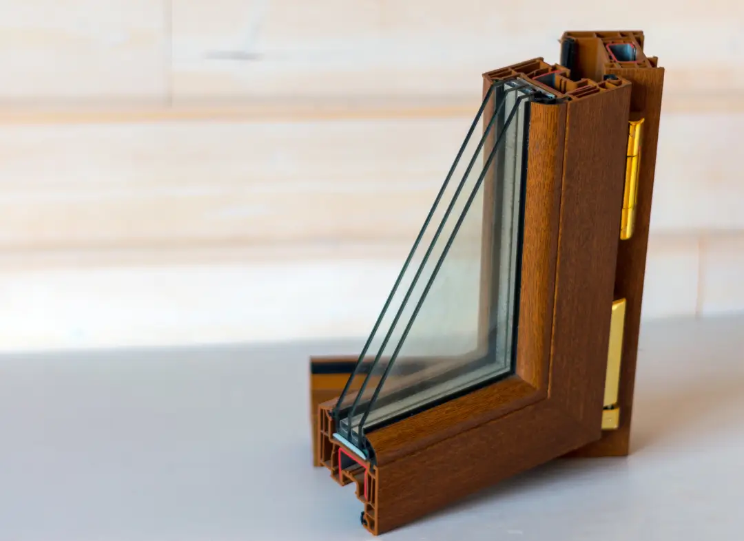 Installation de fenêtre en bois sur mesure Morières-lès-Avignon